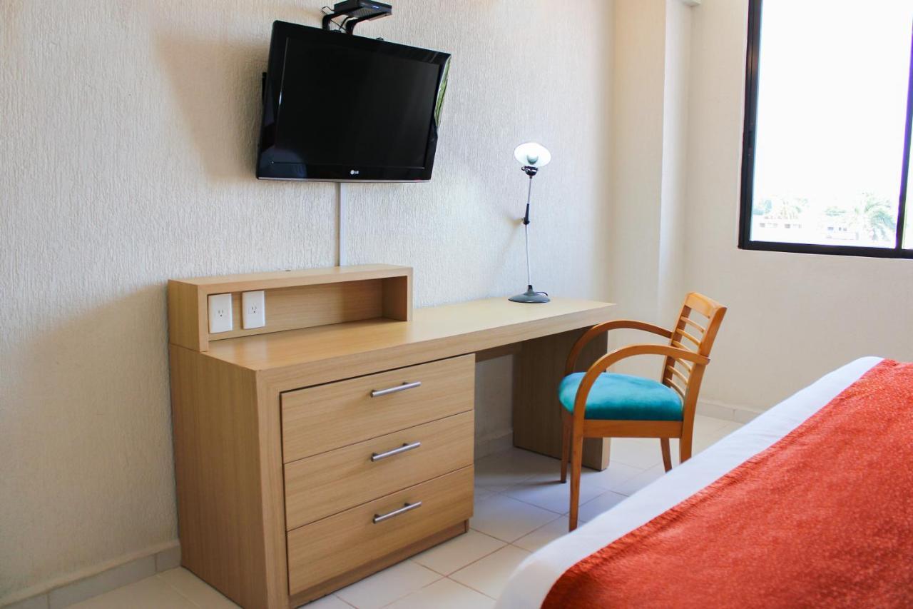 Hotel & Suites Real Del Lago Villahermosa Luaran gambar