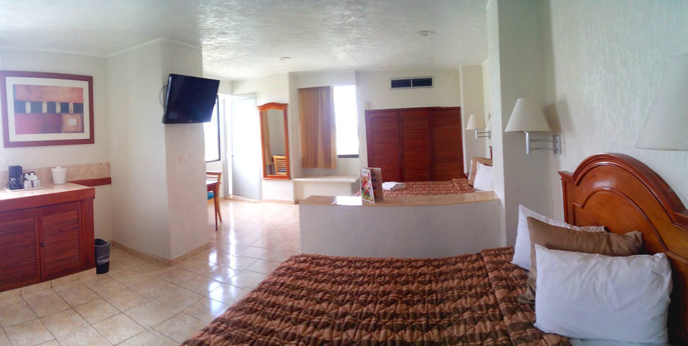 Hotel & Suites Real Del Lago Villahermosa Luaran gambar