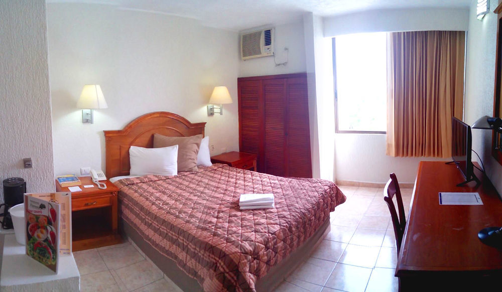 Hotel & Suites Real Del Lago Villahermosa Luaran gambar